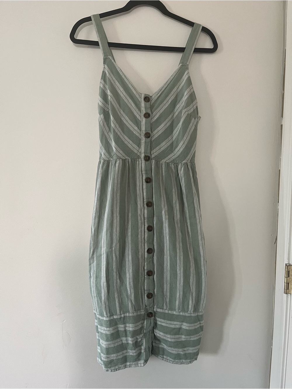Universal Thread Green Linen Blend Striped Midi Dress Medium Coastal Resort